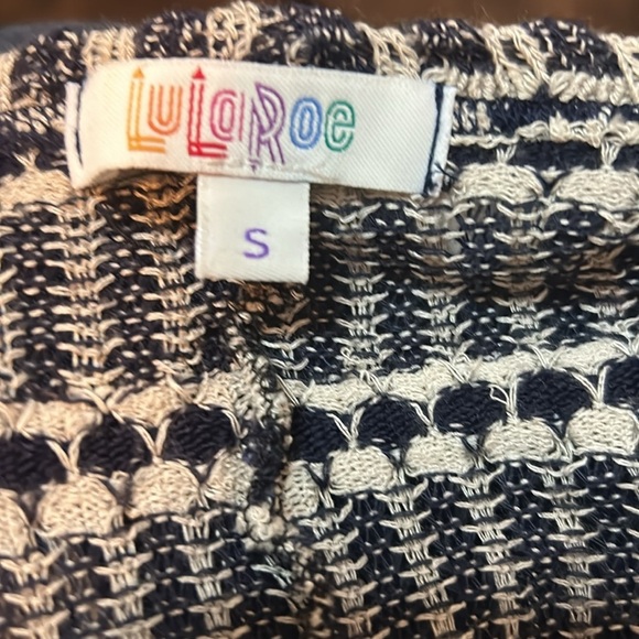 LuLaRoe long layering cardigan sweater Size Small. Navy & cream color w/pockets - Picture 2 of 4